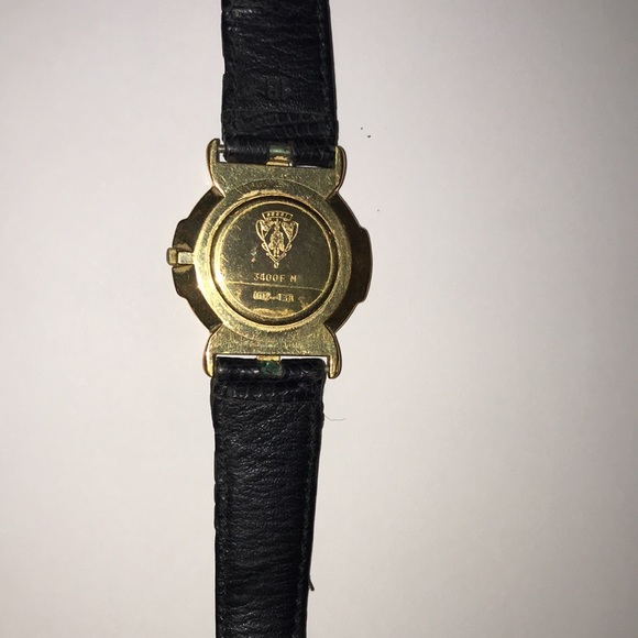 Vintage Gucci Black Leather Band Gold Tone Watch 3400F M - Picture 7 of 12